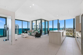 Kanasu, Surfers Paradise
